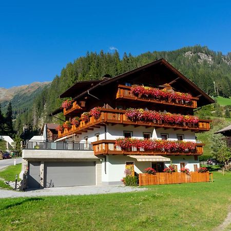 Gaestehaus Berger St. Jakob in Defereggen Exterior foto